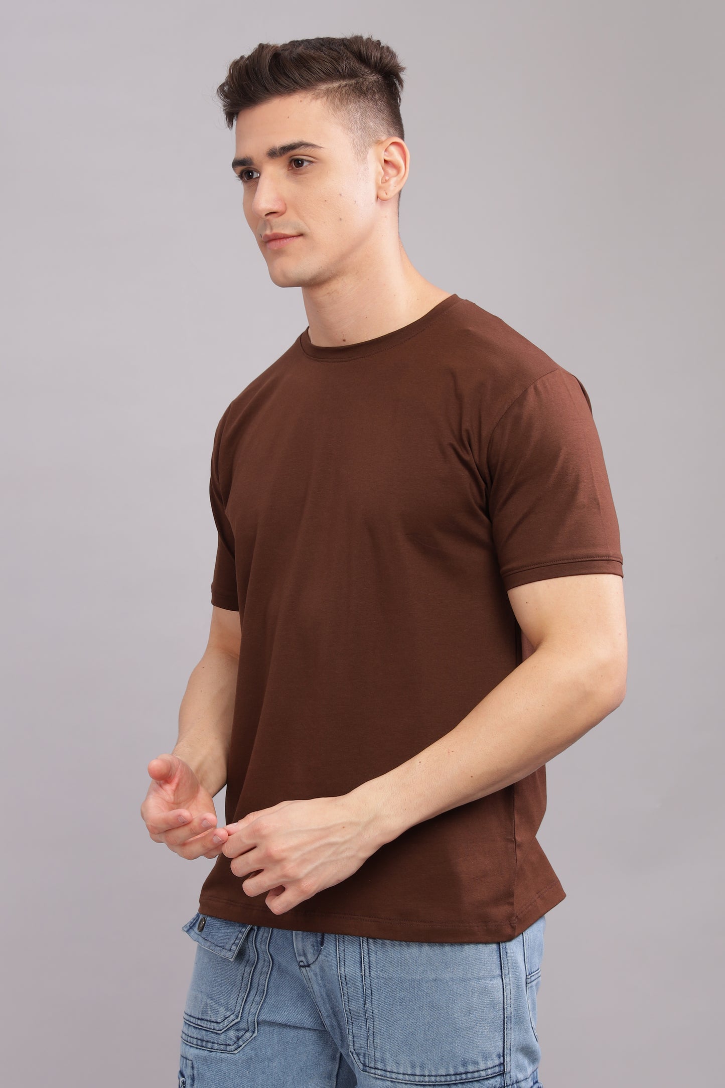 ROROYALS Solid Men Round Neck Brown T-Shirt