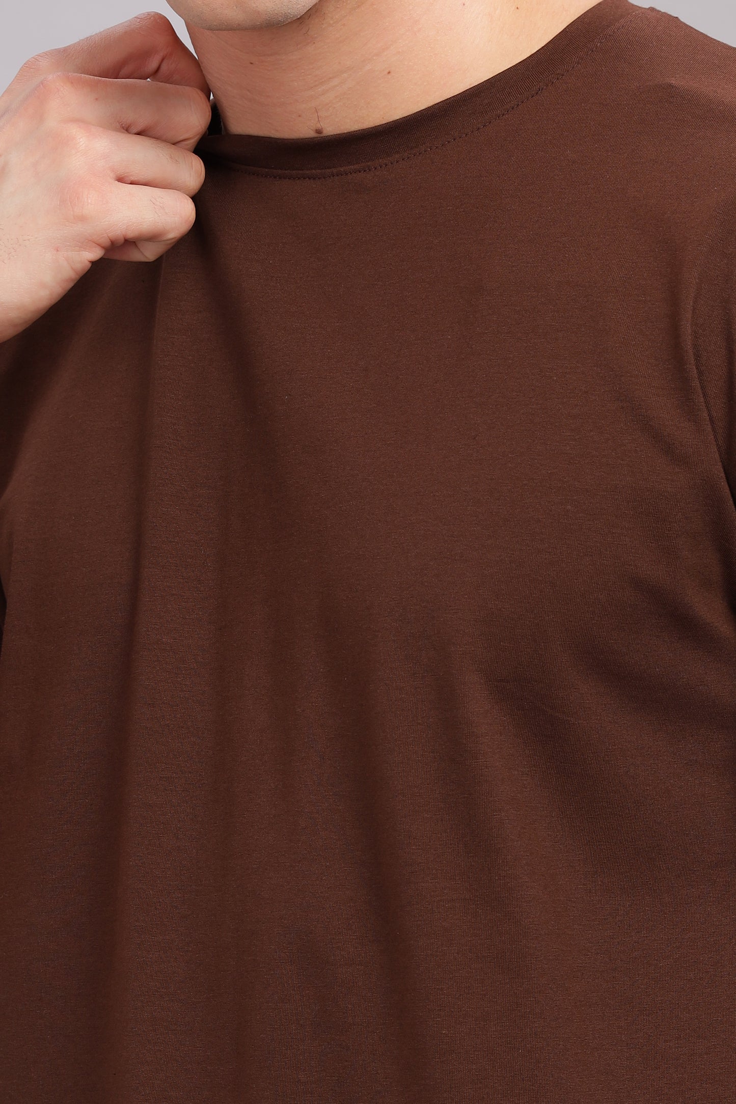 ROROYALS Solid Men Round Neck Brown T-Shirt